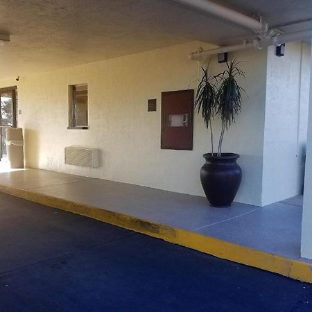 Red Roof Inn San Antonio Northeast - Rittiman Rd Екстериор снимка