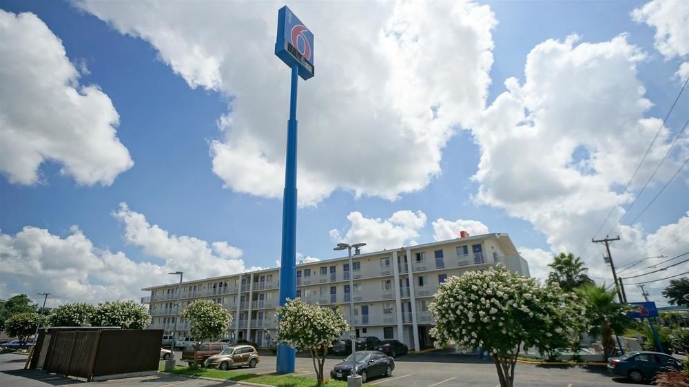 Red Roof Inn San Antonio Northeast - Rittiman Rd Екстериор снимка