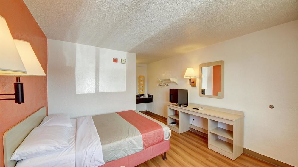 Red Roof Inn San Antonio Northeast - Rittiman Rd Екстериор снимка