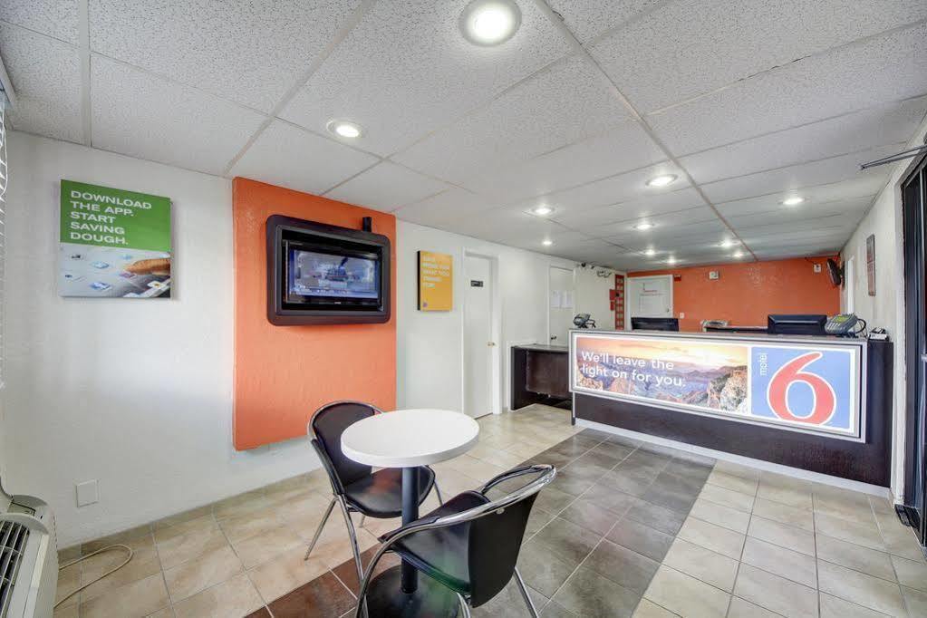 Red Roof Inn San Antonio Northeast - Rittiman Rd Екстериор снимка