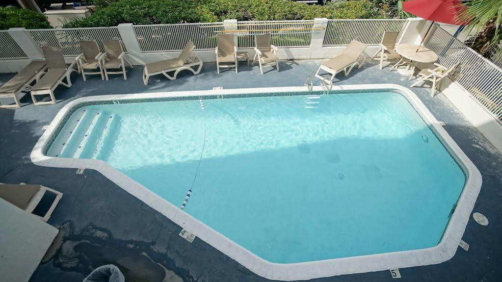 Red Roof Inn San Antonio Northeast - Rittiman Rd Екстериор снимка
