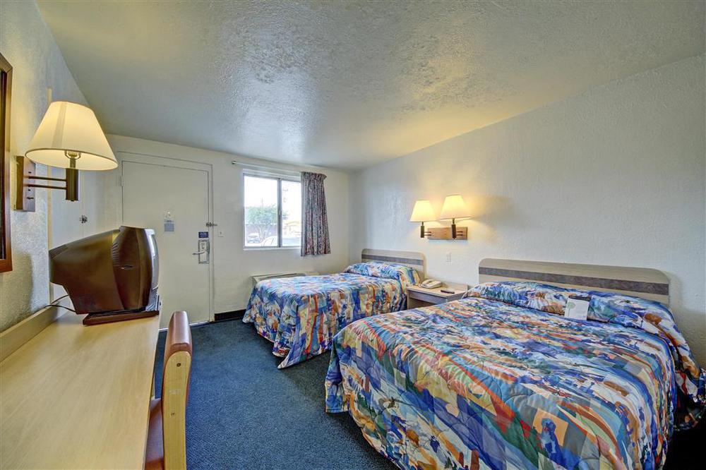 Red Roof Inn San Antonio Northeast - Rittiman Rd Стая снимка